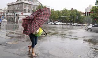 郑州暴雨地铁全线停运